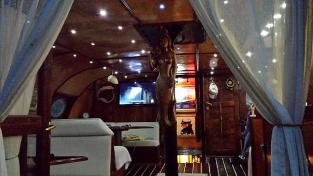 Boat Ms Cutty Jean Hotel สลีมา ภายนอก รูปภาพ